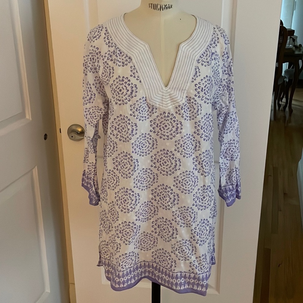 Vineyard Vines top size L